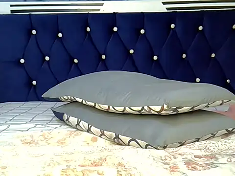 Snapshot of Goddess_nanaya chatting on 05-07-26, 05:16 Goddess nanaya online show from 05-07-26, 05:16