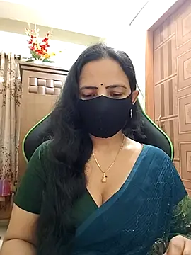 Snapshot of Payel-Sen chatting on 03-02-26, 06:26 Payel-Sen online show from 03-02-26, 06:26