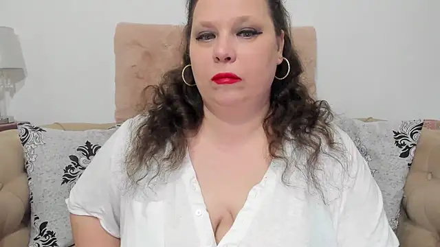 KarolineJoyy online show from 02-15-26, 07:57