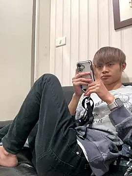 mumuowl online show from 01-13-26, 04:11