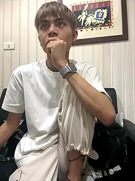 mumuowl online show from 12-01-25, 03:35