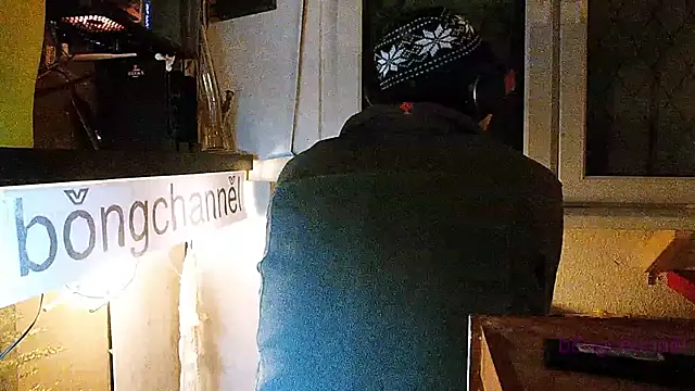 Snapshot of BongChannel chatting on 01-24-25, 10:08 BongChannel online show from 01-24-25, 10:08