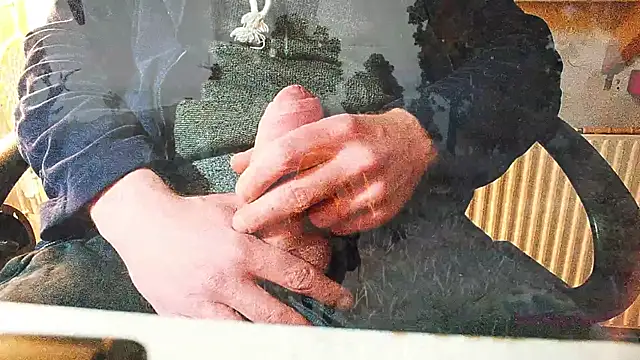 Snapshot of BongChannel chatting on 01-21-25, 03:54 BongChannel online show from 01-21-25, 03:54