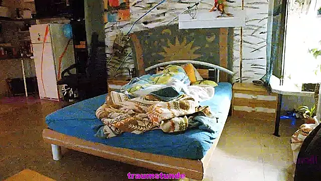 Snapshot of BongChannel chatting on 01-23-25, 01:35 BongChannel online show from 01-23-25, 01:35