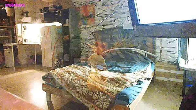 Snapshot of BongChannel chatting on 01-27-25, 04:11 BongChannel online show from 01-27-25, 04:11