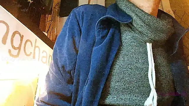 Snapshot of BongChannel chatting on 01-21-25, 06:55 BongChannel online show from 01-21-25, 06:55