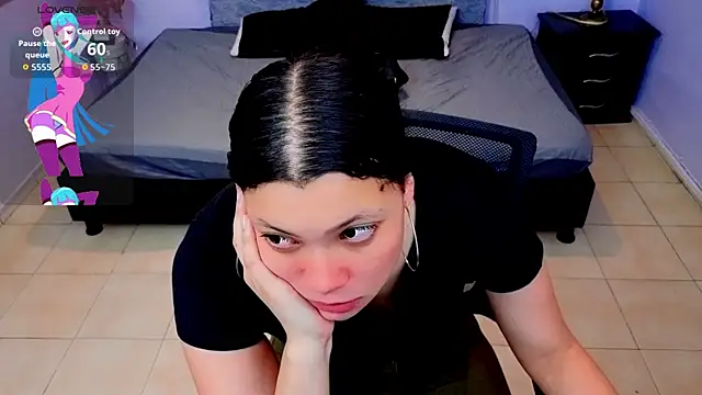 Lana stone  online show from 10-06-25, 03:19