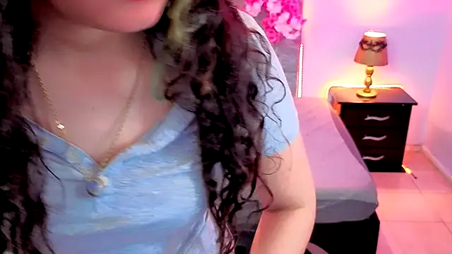 Lana stone  online show from 10-11-25, 03:29