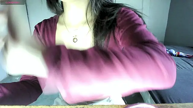 linzeysmith4 online show from 04-23-26, 08:21