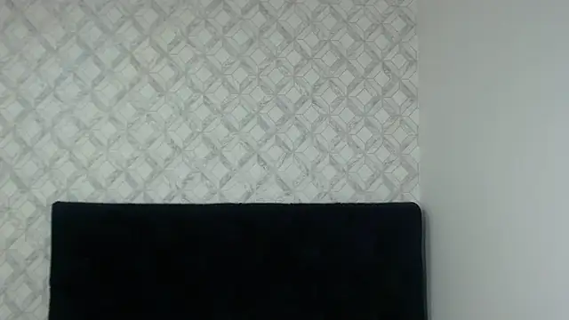 Snapshot of Emma-Wilson chatting on 02-13-25, 10:00 Emma-Wilson online show from 02-13-25, 10:00