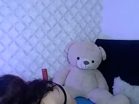 Emma-Wilson online show from 10-24-25, 03:49