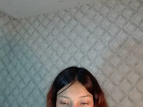 Emma-Wilson online show from 05-06-26, 05:11
