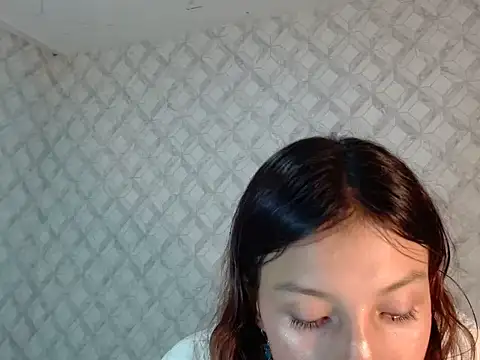 Emma-Wilson online show from 05-13-26, 04:19
