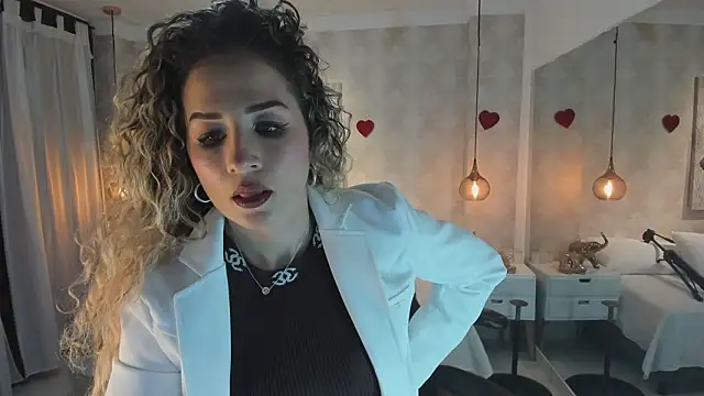 Shantall   online show from 03-05-26, 10:56