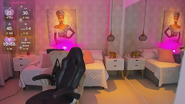 Shantall   online show from 12-04-25, 11:09