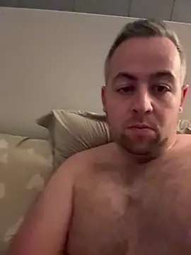 Snapshot of IrishManc chatting on 11-03-25, 11:03 IrishManc online show from 11-03-25, 11:03