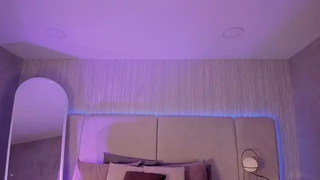 MALENA-ANGEL online show from 10-29-25, 09:25