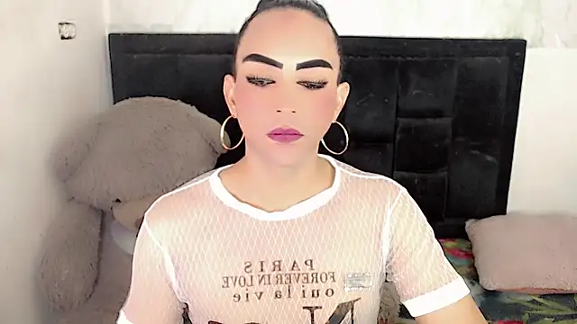 Michell Queen online show from 09-20-25, 01:32