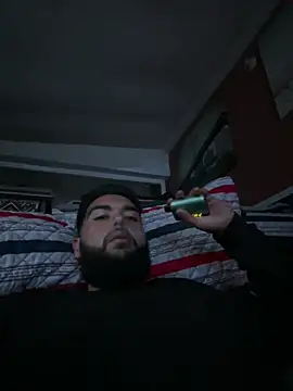 Snapshot of bigdickgio6923 chatting on 01-22-25, 05:16 bigdickgio6923 online show from 01-22-25, 05:16