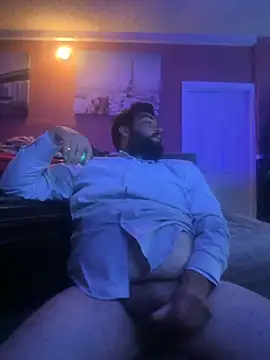 Snapshot of bigdickgio6923 chatting on 09-10-25, 10:53 bigdickgio6923 online show from 09-10-25, 10:53