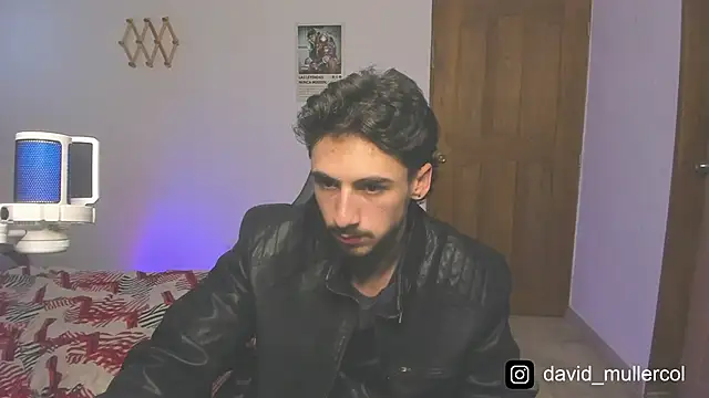 Snapshot of David_Brown18 chatting on 02-01-25, 01:02 David Brown18 online show from 02-01-25, 01:02