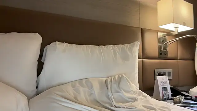 dominic brandd23 online show from 10-10-25, 07:20