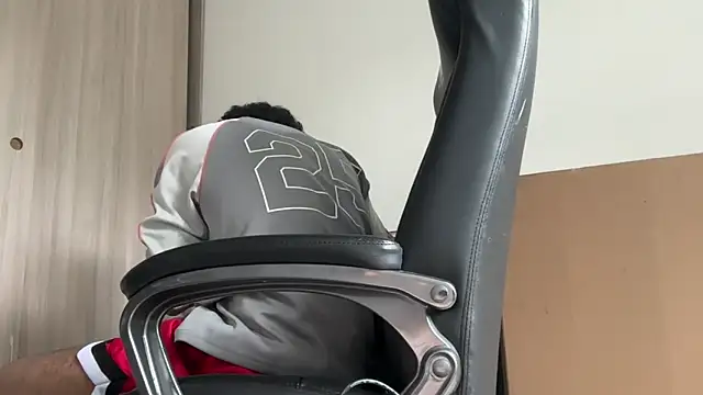 dominic brandd23 online show from 01-05-26, 05:27