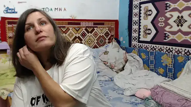 Snapshot of AdelineBlueEyes chatting on 10-02-25, 10:18 AdelineBlueEyes online show from 10-02-25, 10:18