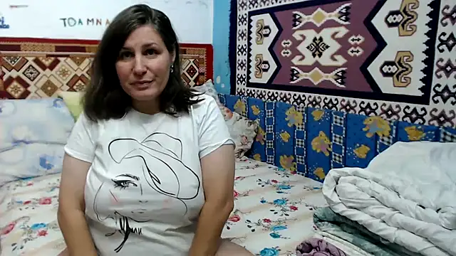 Snapshot of AdelineBlueEyes chatting on 10-13-25, 11:12 AdelineBlueEyes online show from 10-13-25, 11:12