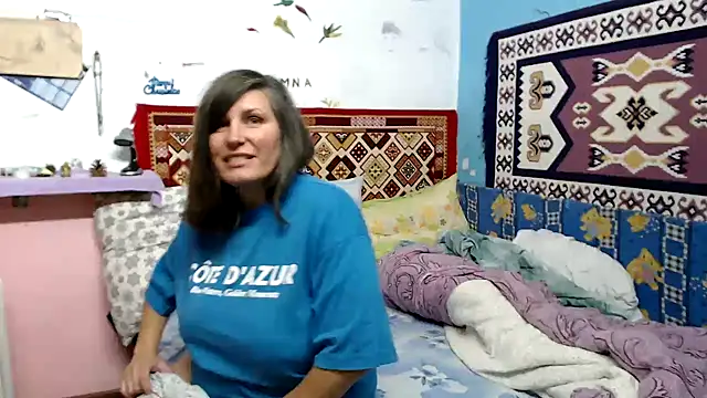 Snapshot of AdelineBlueEyes chatting on 10-08-25, 10:39 AdelineBlueEyes online show from 10-08-25, 10:39
