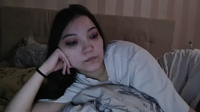 Snapshot of AlisaDevis chatting on 05-10-26, 12:09 AlisaDevis online show from 05-10-26, 12:09