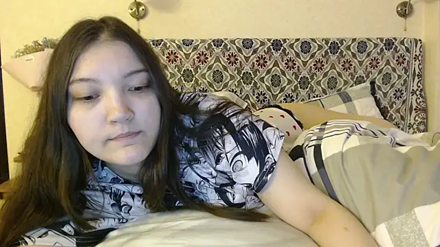 Snapshot of AlisaDevis chatting on 02-02-25, 11:07 AlisaDevis online show from 02-02-25, 11:07