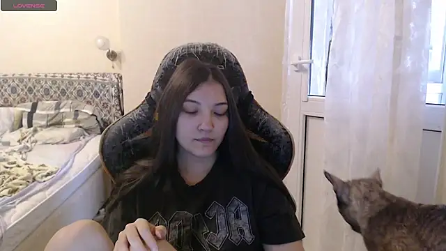 AlisaDevis online show from 11-08-25, 07:12