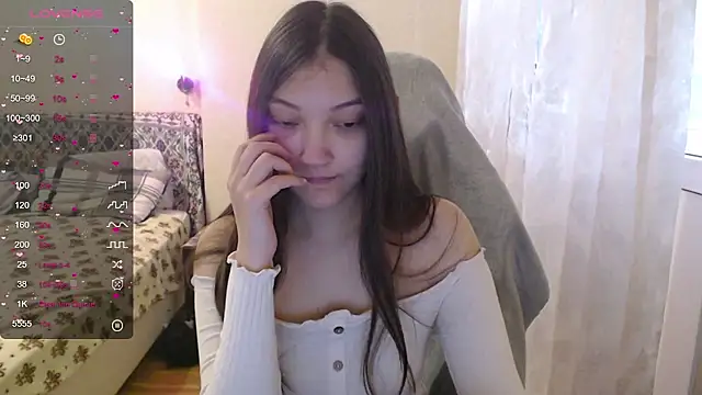 AlisaDevis online show from 11-05-25, 09:12