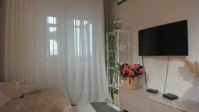 Snapshot of Missalgel chatting on 02-13-26, 08:25 Missalgel online show from 02-13-26, 08:25