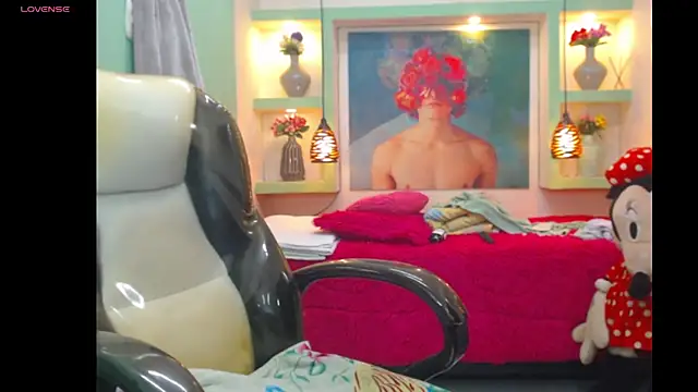 lorenapinto online show from 04-03-26, 06:47