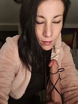 freyamoret online show from 04-09-26, 02:24