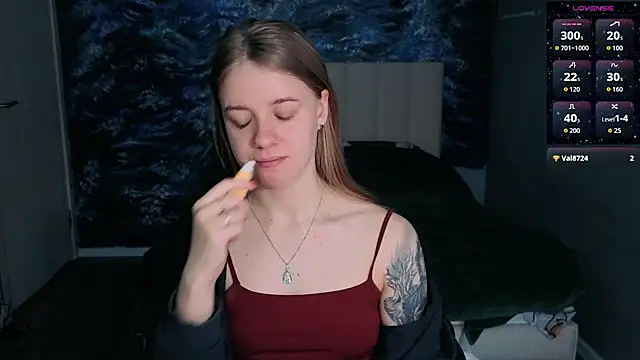 candy maggie online show from 04-10-26, 02:02