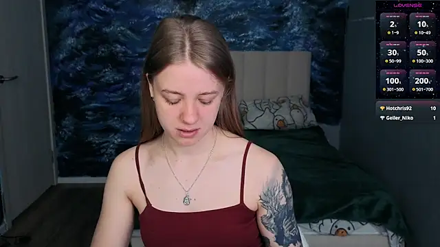 candy maggie online show from 04-22-26, 08:54