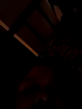 Snapshot of julywwrt chatting on 12-19-24, 10:00 julywwrt online show from 12-19-24, 10:00