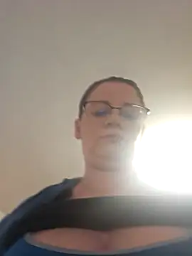 KristenVega online show from 11-20-25, 08:59