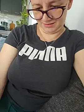 Snapshot of KristenVega chatting on 07-23-26, 08:11 KristenVega online show from 07-23-26, 08:11