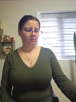 KristenVega online show from 02-17-26, 09:28