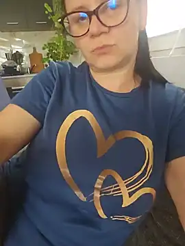 Snapshot of KristenVega chatting on 07-25-26, 12:11 KristenVega online show from 07-25-26, 12:11