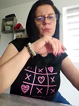 KristenVega online show from 09-12-25, 10:37