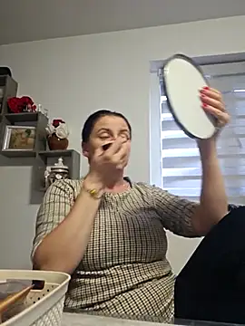 KristenVega online show from 11-28-25, 12:38