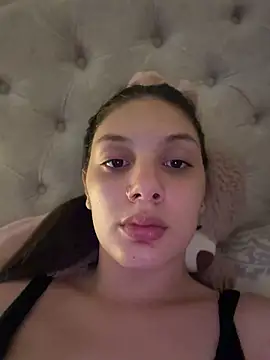 EmilyS   online show from 05-30-26, 04:52