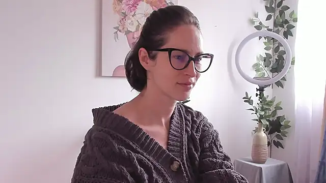 cuddlingbunny online show from 03-30-26, 03:35