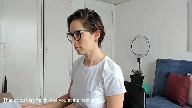 cuddlingbunny online show from 11-03-25, 02:09