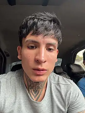  Tomy08calderon online show from 12-18-25, 06:23